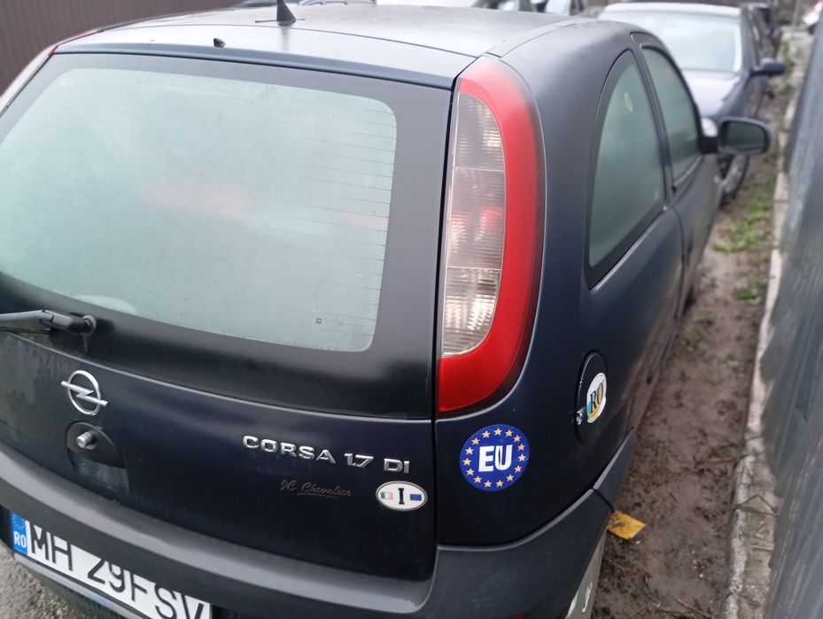 Vând Opel CORSA c 2001