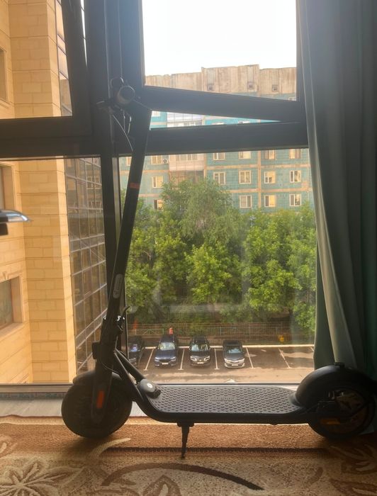 Продаю Электро самокат в идеальном состоянии