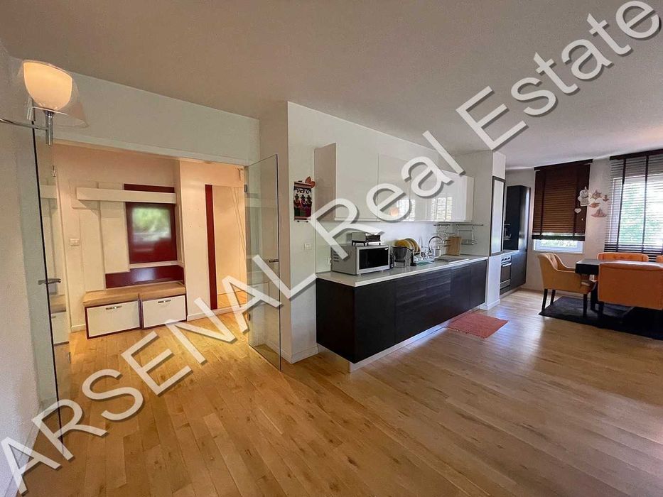 Дава се под наем Тристаен апартамент в София, Изгрев - 126 кв.м за 1100 € - Снимка #4