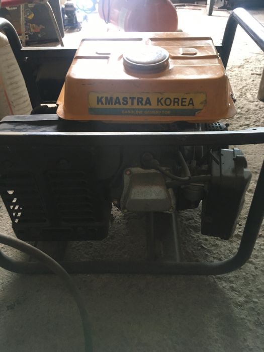 Бензогенератор