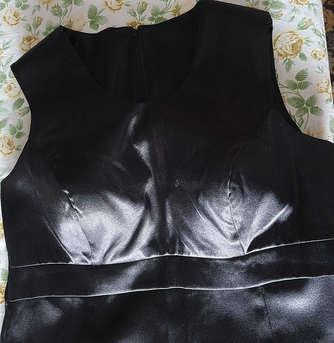 Sacou damă 150lei, rochie tafta neagră 250lei