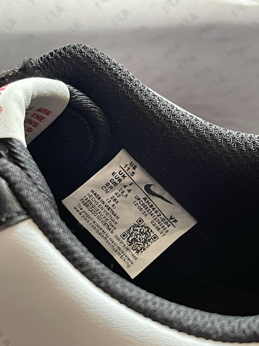 Кроссовки Nike Air