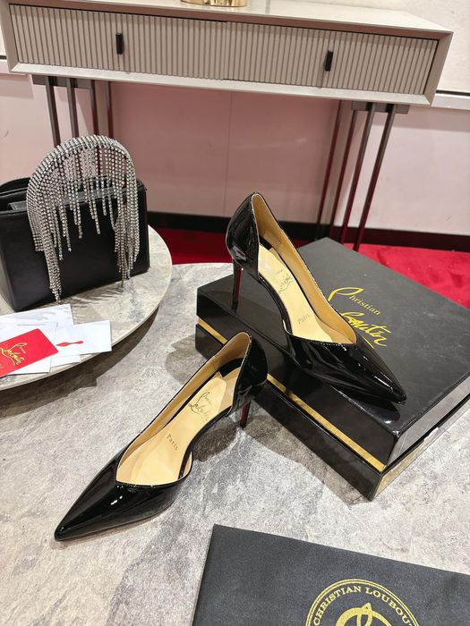 Pantofi Christian Louboutin, Premium