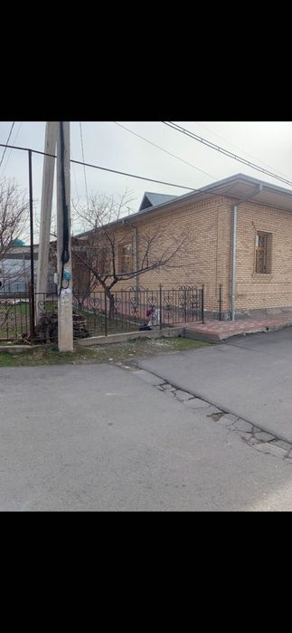 ДОМ 4,6 - ЛИМОНАРИЙ, угловой 20/23, ровной формы 180000!