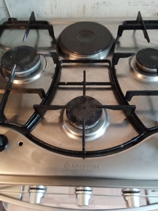 Варочная поверхность Аристон