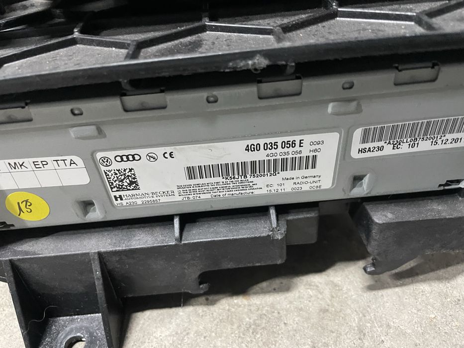 Navigatie completa Audi A4 A5 b8 unitate display amplificator