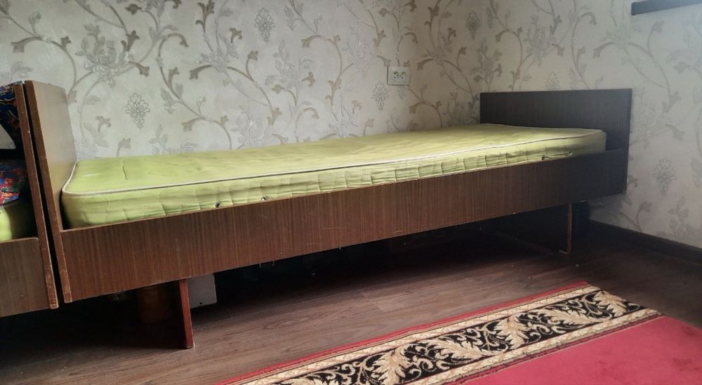 Кровати Белорусские одноместные 2 шт с матрасом: 450 000 so’m