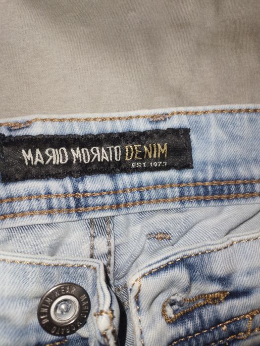 Blugi  barbati diferiti