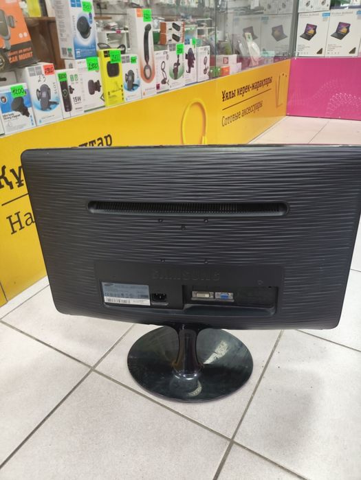 Samsung SyncMaster B1930, 18.5 дюйма