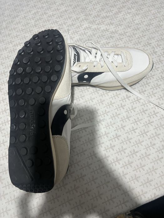 Adidasi fotbal marimea 43