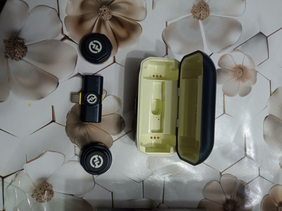 Hollyland LARK M2! Петличка