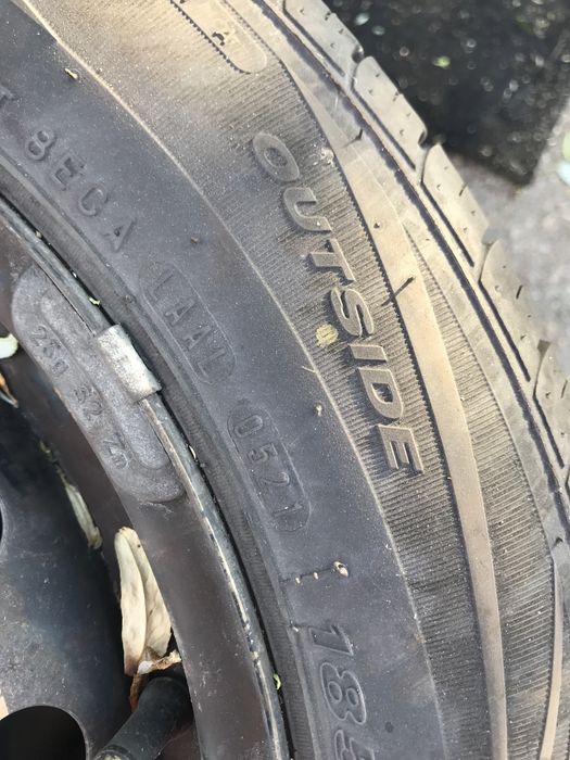 Джанти с гуми тойота ярис 185/60/15 дот21