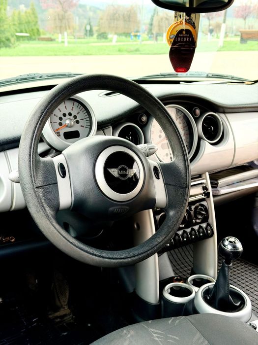 Mini one* 1,6 benzina* manual