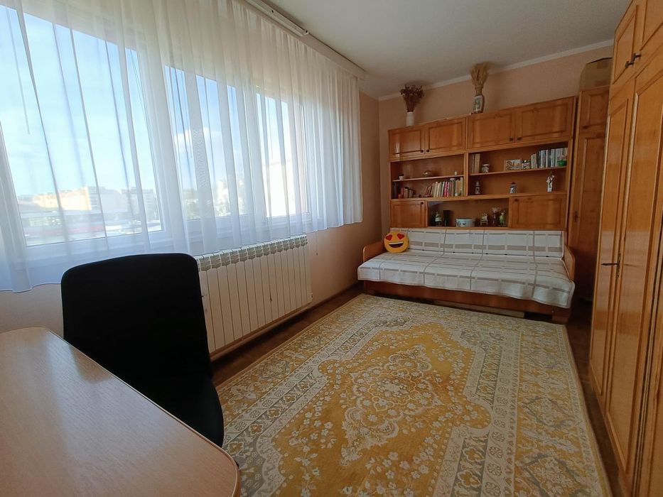 Vând apartament cu 2 camere