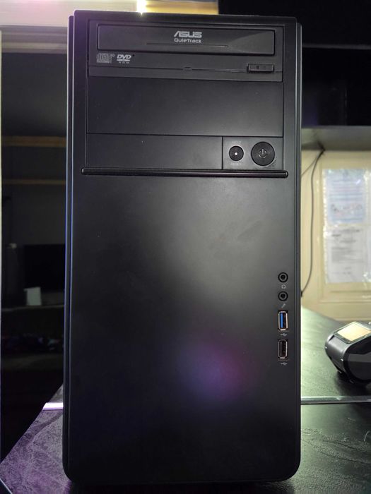 Vand calculator gaming I7 6700K 4GHZ, 16 gb ram, gtx 1070