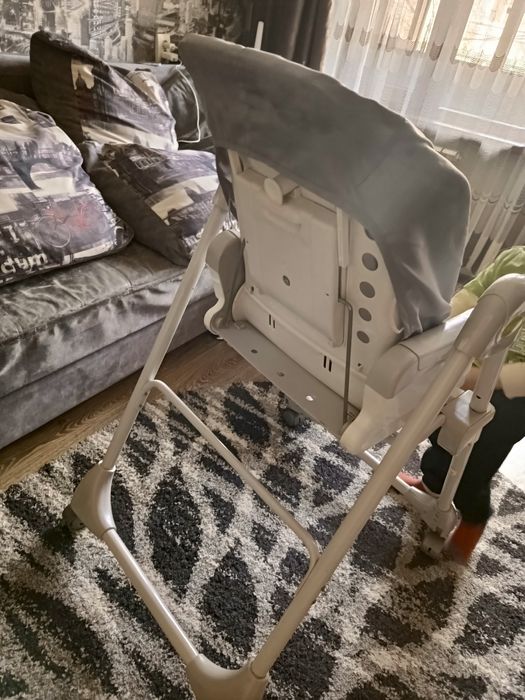 Продам стульчик для кормления