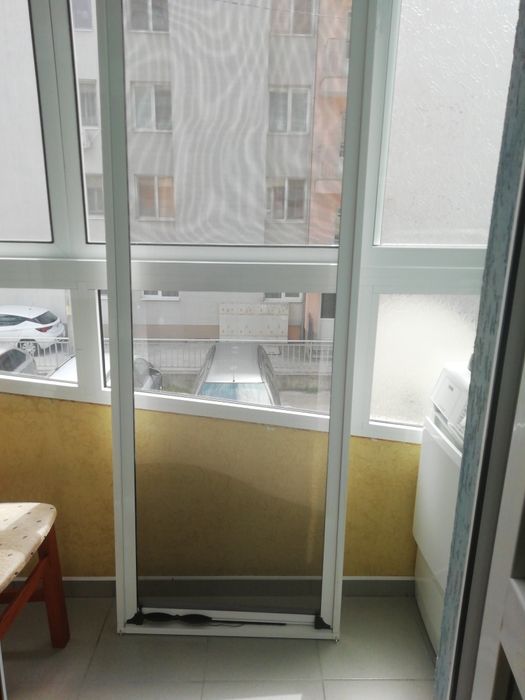 Вертикален комарник във рамка