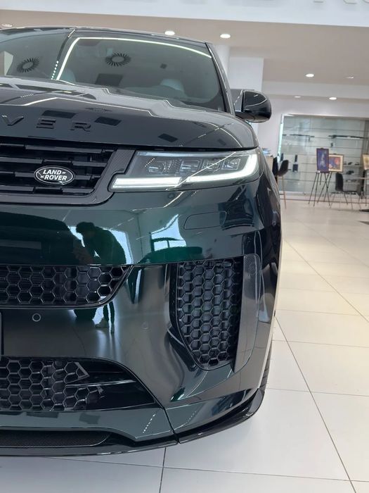 Land Rover Range Rover Sport 2025 benzină, 207.849 € — imagine 15