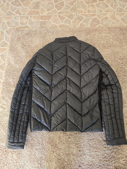 Яке  без  забележки