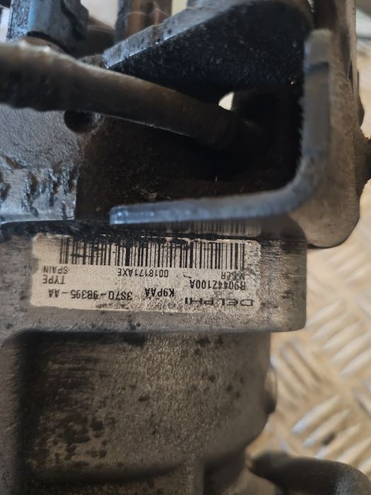 Pompa înaltă presiune Delphi Ford Mondeo Mk3 2.0 tdci cod 3S7Q-9B395-A