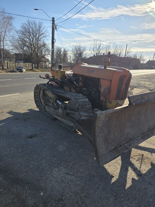 Tractor Fiat 451 Senilat cu lama buldozer