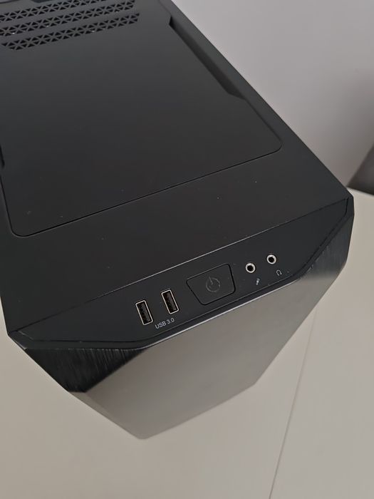 Корпус be quiet! Pure Base 500