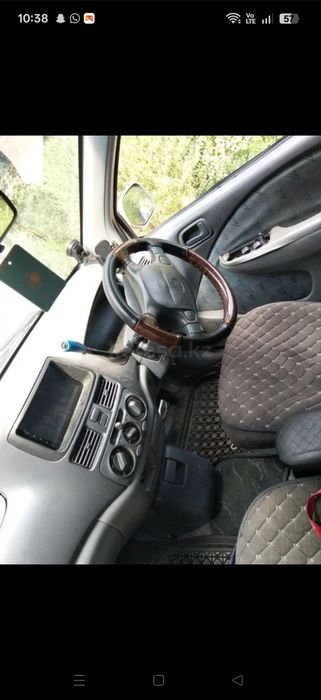 Tayota raum 1997