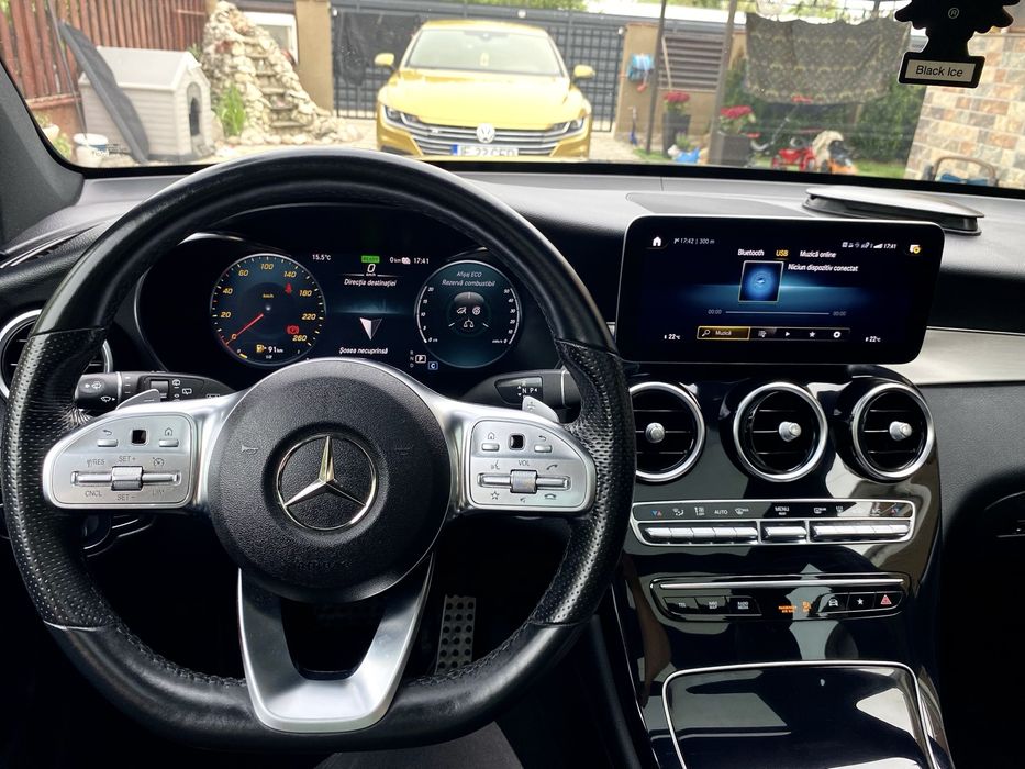 Mercedes-Benz GLC 300 de diesel hybrid 4MATIC AMG Line 2022 | Lumina ambientala /Full Opțiuni | Stare Impecabilă