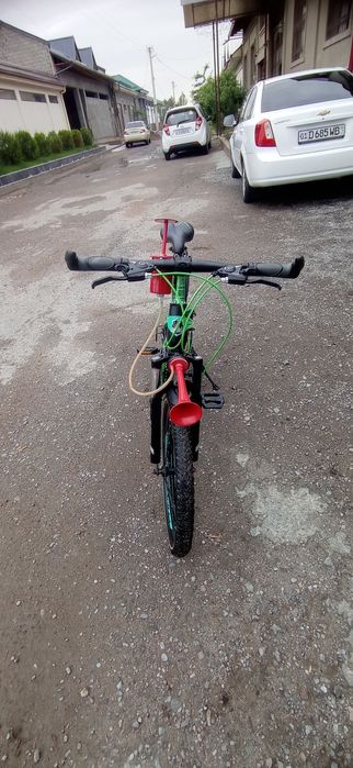 Phoenix 20 velosiped srochna  sotiladi