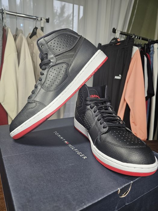 Adidasi Jordan Jumpman