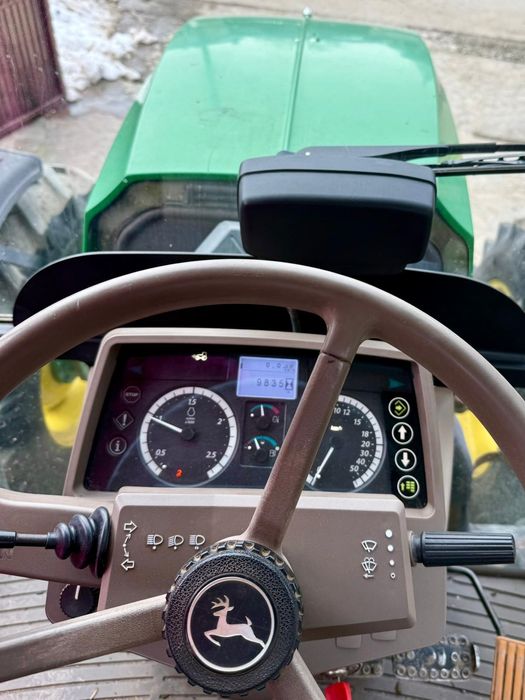 Tractor John Deere 6100