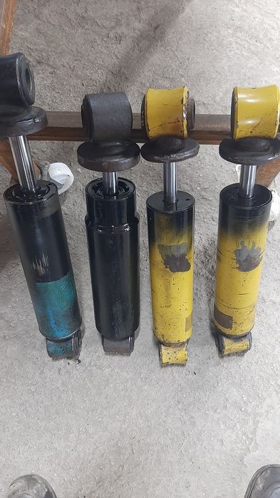 Ремонт, Прокачка стоек.