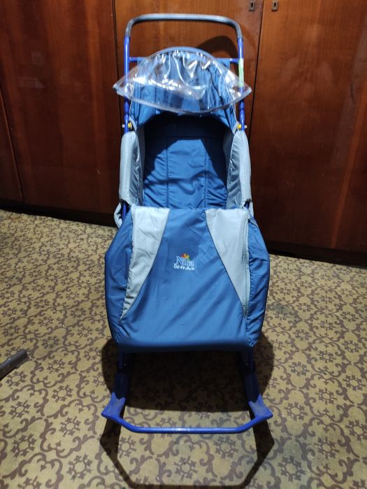 Санки детские утеплённые.