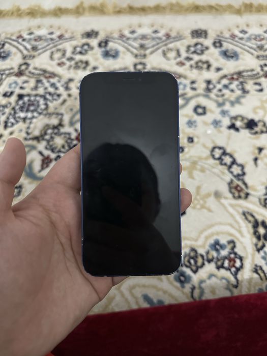 iPhone 12 mini телефон