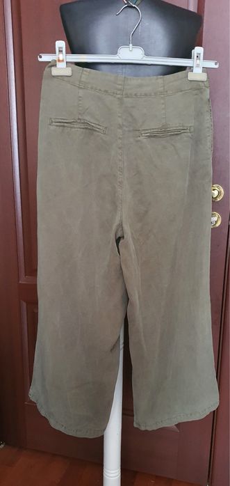 Pantaloni khaki cullotes largi Vero Moda