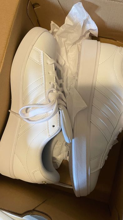 Adidasi damă Adidas Grand court 2.0 mărimea 38
