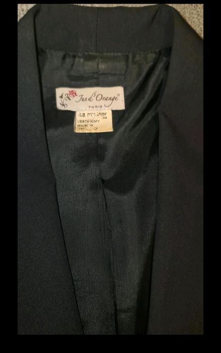 Пиджак  с юбкой  женская