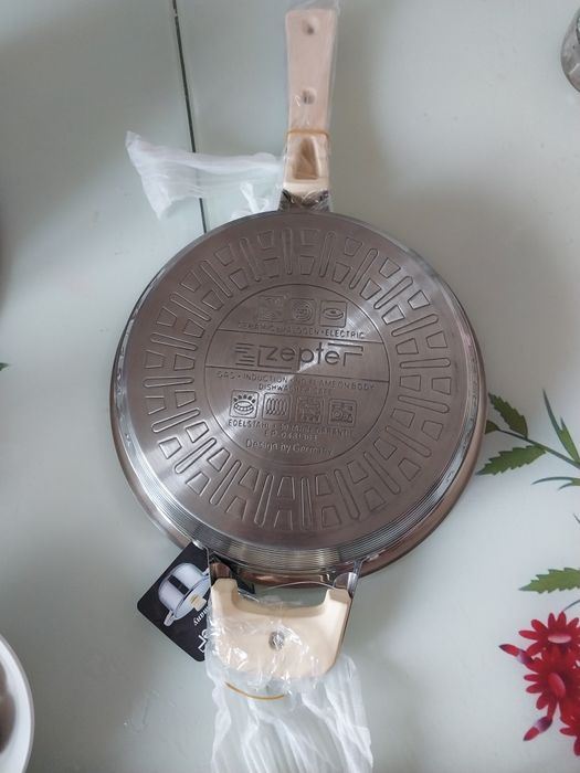 Продам набор посуды Цептер