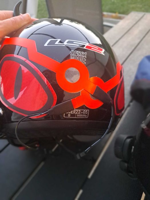2 casti moto + un ghiozdan moto
