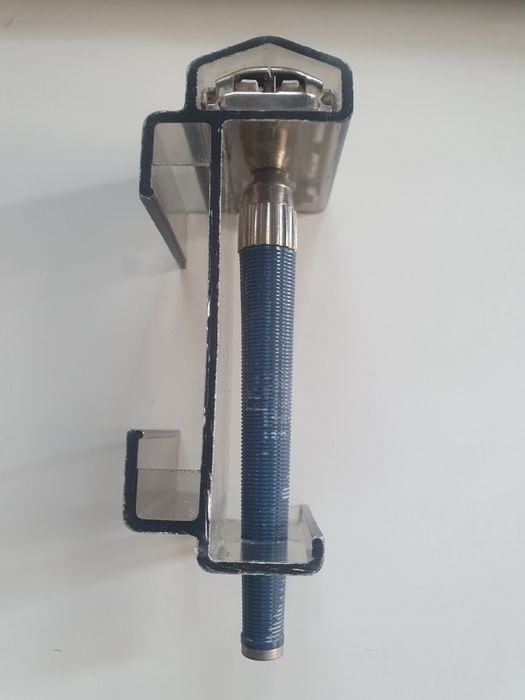 Aparat de ras Gilette