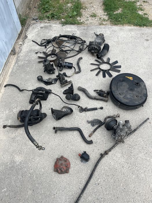 Продам навесной 124 мерседес 2.6