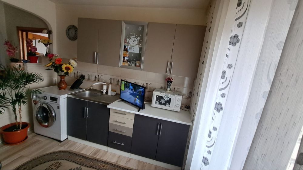 Vand apartament, zona CRIHALA