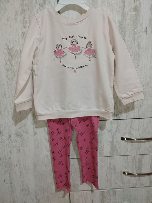 Дрешки за момиче