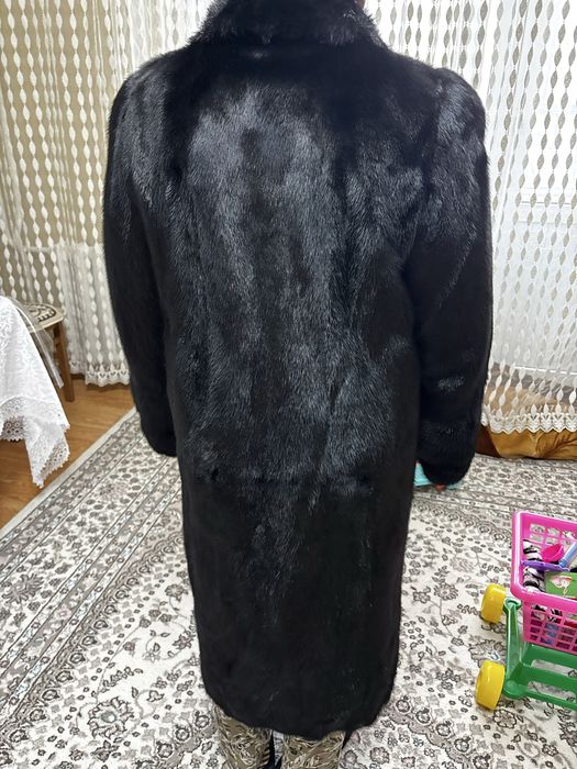 Продам норковую шубу