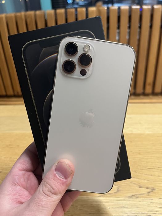 Продам айфон 12про 128гб