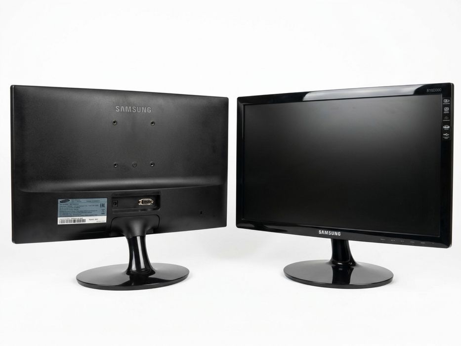 Монитор SAMSUNG 10.000 тг.