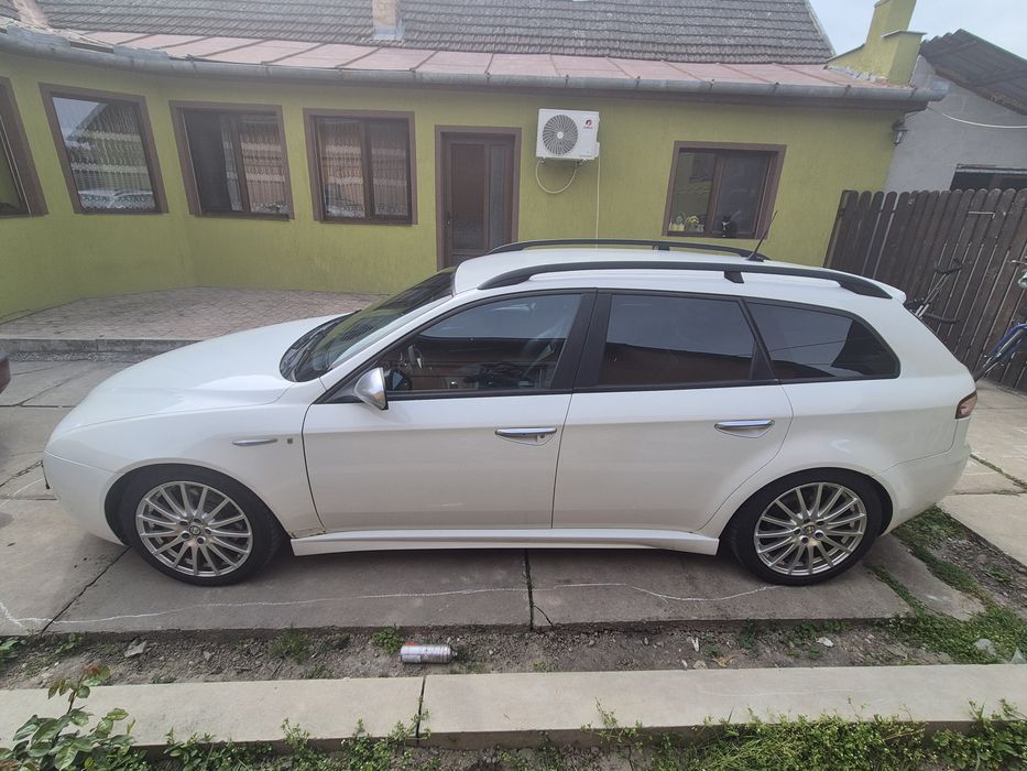 ALFA ROMEO 159 2011 — imagine 3
