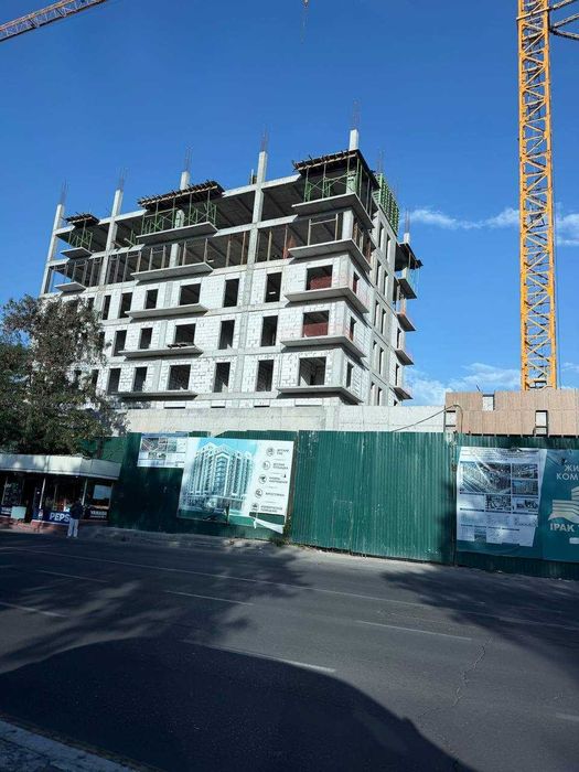 Продается 2-x кв-ра. 54.5м2 . м.Горкий БИЙ . на стадии строительства