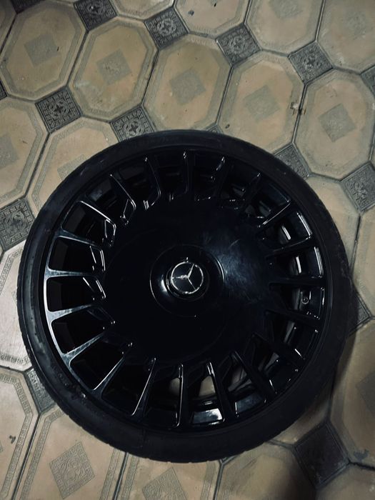 Диска шинами 20 лык 4 штук