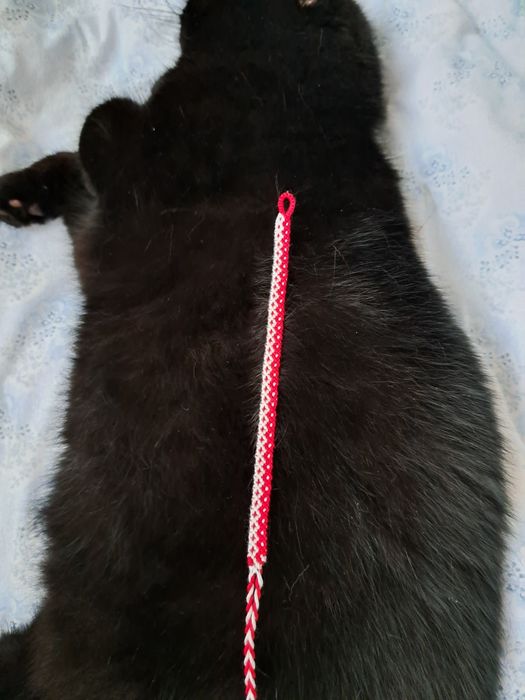 Ръчно плетени мартеници